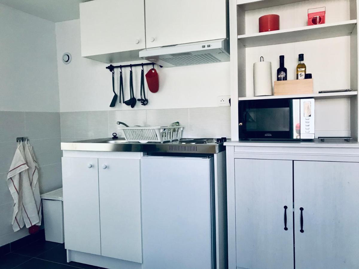 לונל Guesthouse La Costiere - Logements Independants - Espace Piscine Jacuzzi מראה חיצוני תמונה