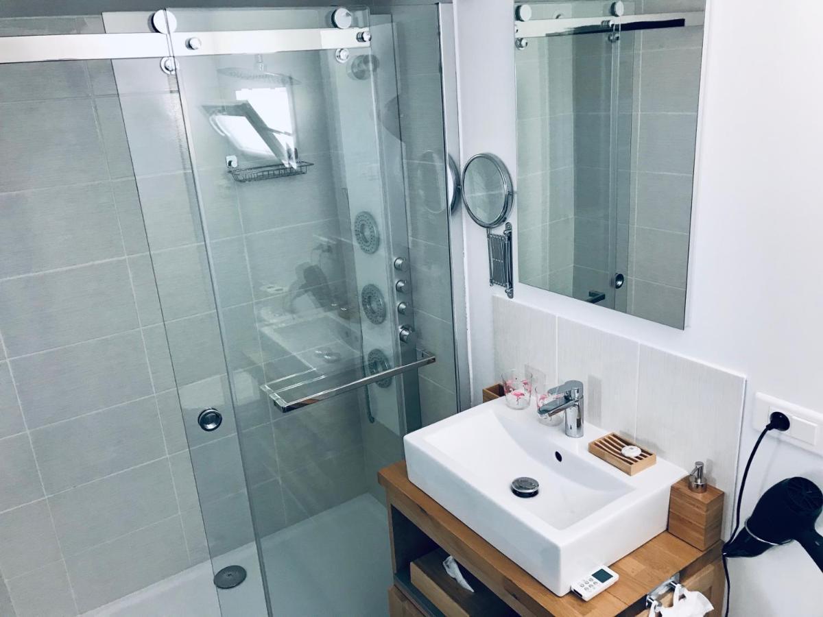 לונל Guesthouse La Costiere - Logements Independants - Espace Piscine Jacuzzi מראה חיצוני תמונה