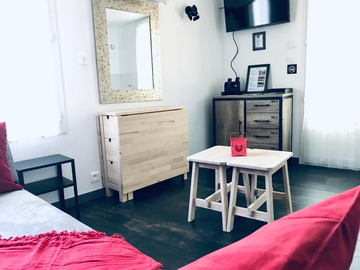 לונל Guesthouse La Costiere - Logements Independants - Espace Piscine Jacuzzi מראה חיצוני תמונה