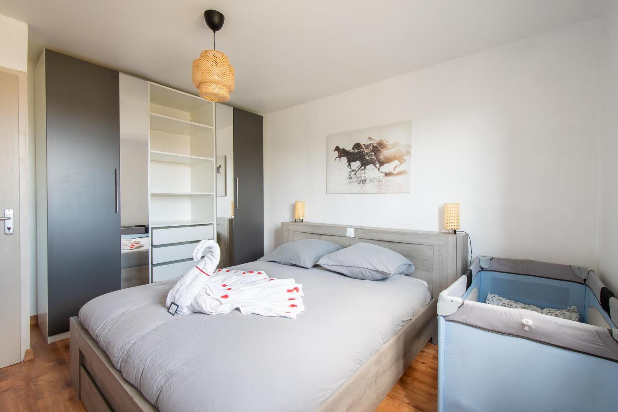 לונל Guesthouse La Costiere - Logements Independants - Espace Piscine Jacuzzi מראה חיצוני תמונה