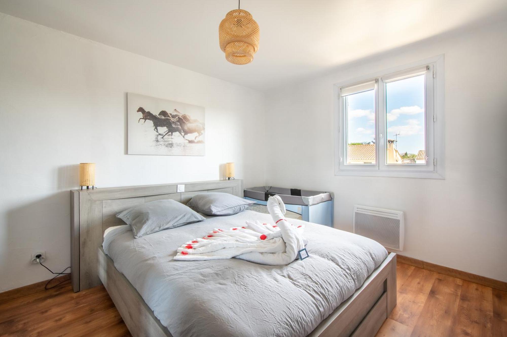 לונל Guesthouse La Costiere - Logements Independants - Espace Piscine Jacuzzi מראה חיצוני תמונה