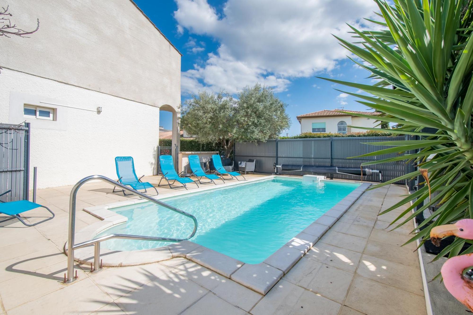 לונל Guesthouse La Costiere - Logements Independants - Espace Piscine Jacuzzi מראה חיצוני תמונה