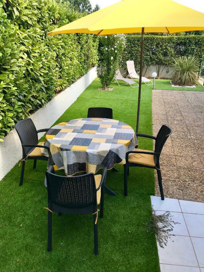 לונל Guesthouse La Costiere - Logements Independants - Espace Piscine Jacuzzi מראה חיצוני תמונה