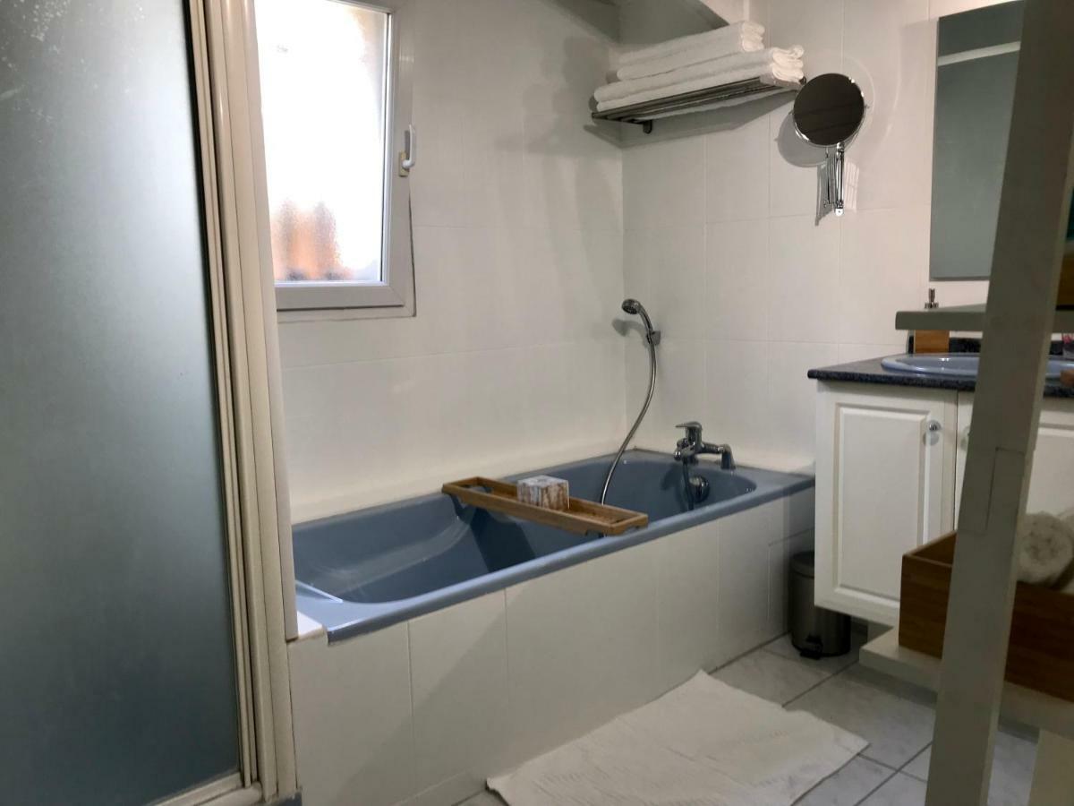 לונל Guesthouse La Costiere - Logements Independants - Espace Piscine Jacuzzi מראה חיצוני תמונה